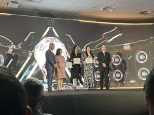 susana lau etyalab nombrada empresarial del año